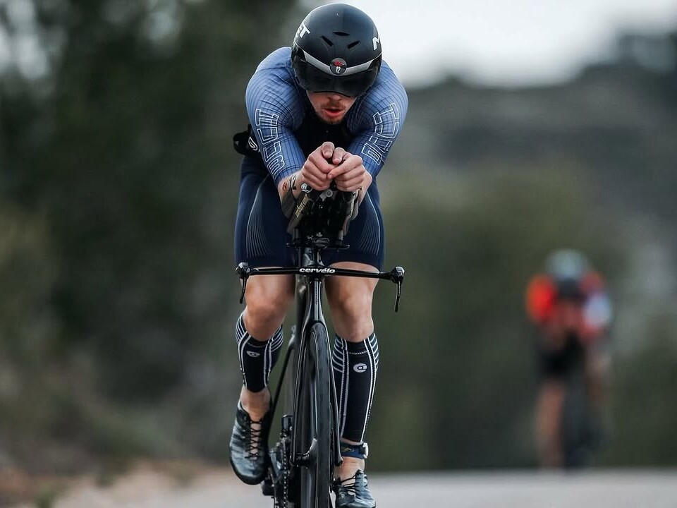 TRI LAB coaching triathlon - Bastien Kerangoff en v&eacute;lo triathlon